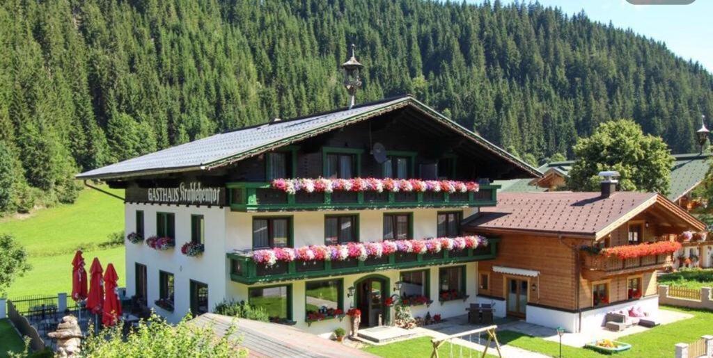 Hotel Gasthof Krahlehenhof Filzmoos Eksteriør bilde